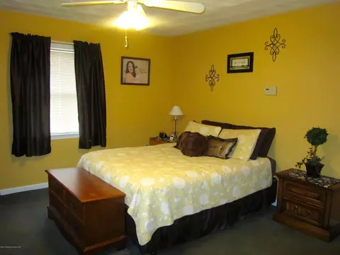 605 Loop Ave, Scranton, PA 18508 photo 5