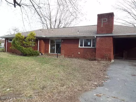 859 S Main St, Old Forge, PA 18518 photo 3