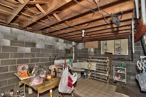 342 Sussex St, Old Forge, PA 18518 photo 21