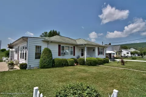342 Sussex St, Old Forge, PA 18518 photo 1