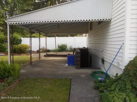 130 Foley St, Old Forge, PA 18518 photo 12