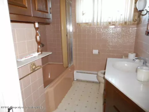 130 Foley St, Old Forge, PA 18518 photo 7