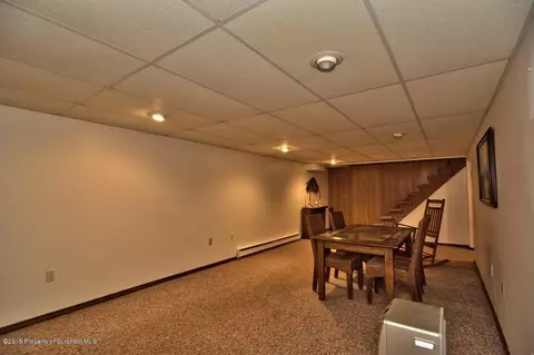 110 Apache Dr, Old Forge, PA 18518 photo 35