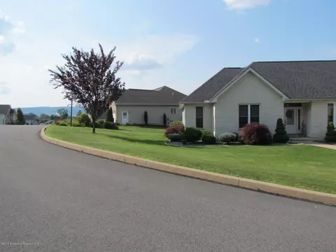 121 Ryan Dr, Moosic, PA 18507 photo 20