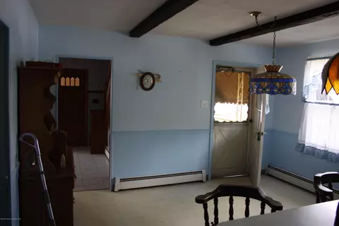 232 Walnut St, Moosic, PA 18507 photo 6