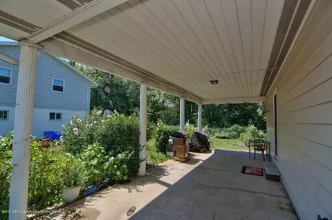 100 Stonecrest Dr, Moosic, PA 18507 photo 28