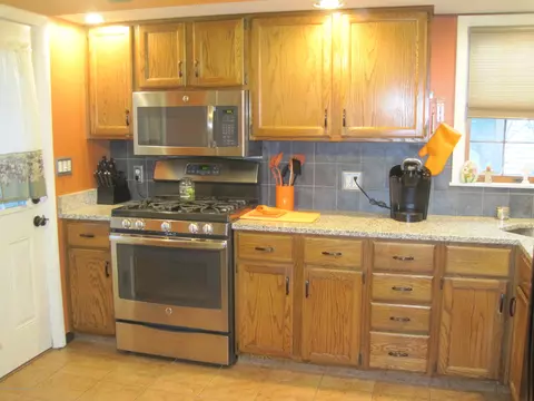 103 Cherry St, Dunmore, PA 18512 photo 12