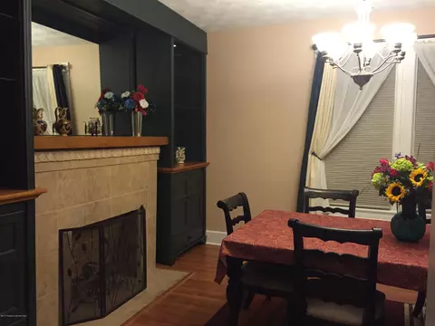 103 Cherry St, Dunmore, PA 18512 photo 8