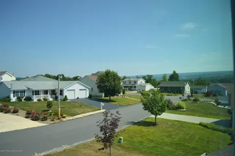 104 Tudy Ln, Olyphant, PA 18447 photo 40