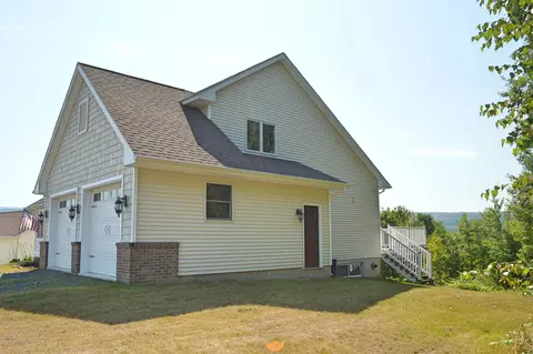 104 Tudy Ln, Olyphant, PA 18447 photo 49