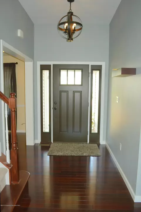 104 Tudy Ln, Olyphant, PA 18447 photo 5