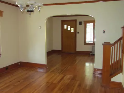 707 E Grant St, Olyphant, PA 18447 photo 12