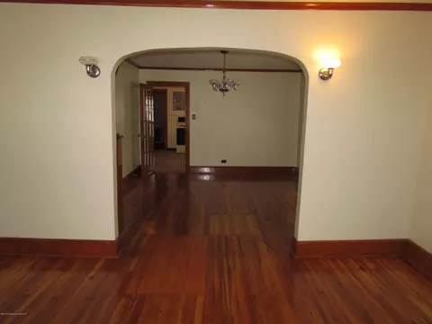 707 E Grant St, Olyphant, PA 18447 photo 10
