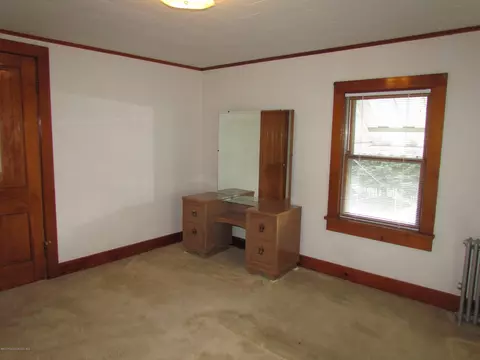 707 E Grant St, Olyphant, PA 18447 photo 14