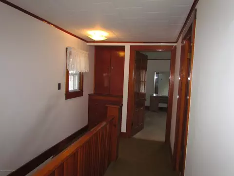 707 E Grant St, Olyphant, PA 18447 photo 18