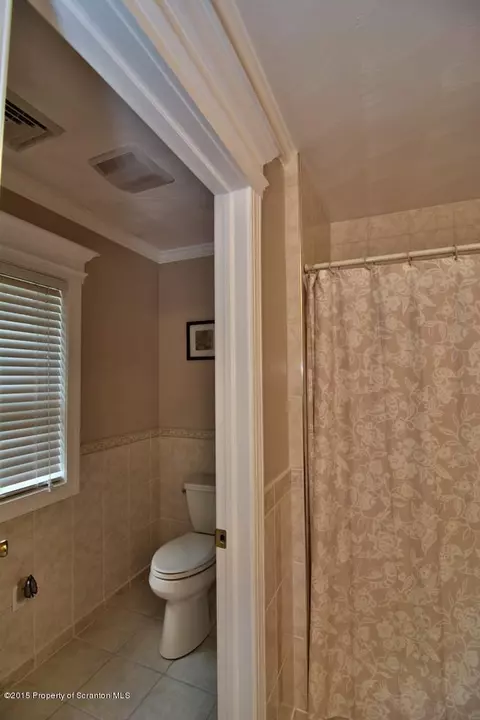 1 Union St, Old Forge, PA 18518 photo 33