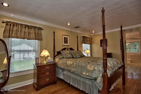 1 Union St, Old Forge, PA 18518 photo 30