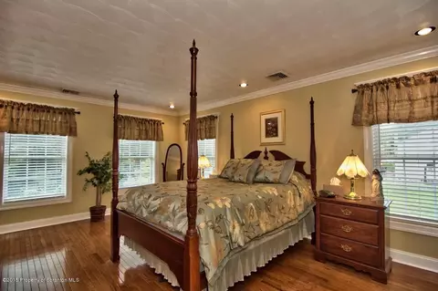 1 Union St, Old Forge, PA 18518 photo 29