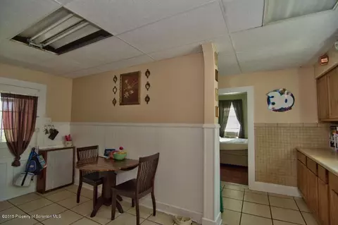 632 Hickory St, Scranton, PA 18505 photo 17