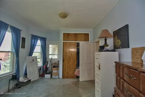 632 Hickory St, Scranton, PA 18505 photo 10