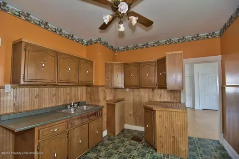 632 Hickory St, Scranton, PA 18505 photo 27