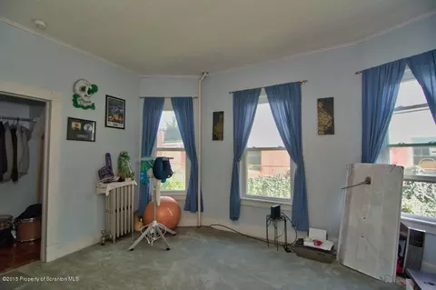 632 Hickory St, Scranton, PA 18505 photo 9