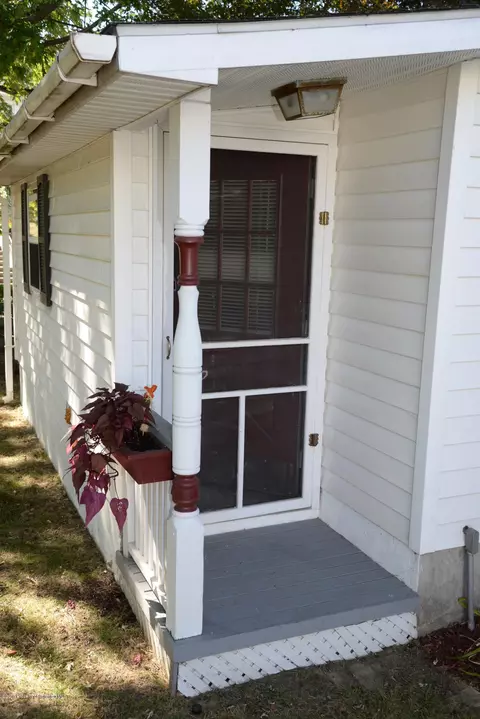 604 E Scott St, Olyphant, PA 18447 photo 20