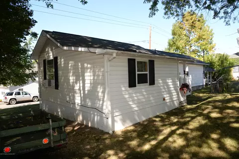 604 E Scott St, Olyphant, PA 18447 photo 21