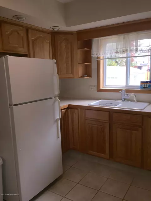 834 E Scott St, Olyphant, PA 18447 photo 6