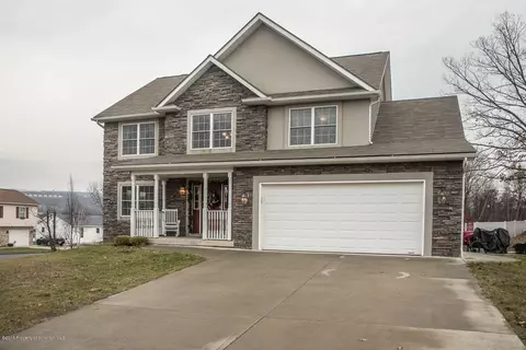 100 Margaret Dr, Olyphant, PA 18447 photo 3