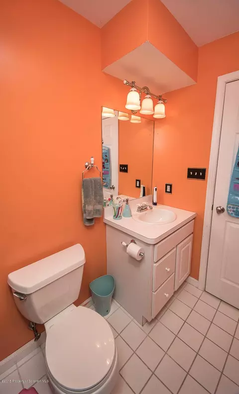 100 Margaret Dr, Olyphant, PA 18447 photo 40