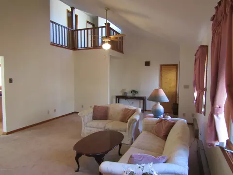 1 La Mesa Dr, Hazleton, PA 18202 photo 7