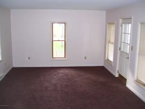 2424 Milwaukee Rd, Clarks Summit, PA 18411 photo 6