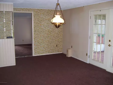 2424 Milwaukee Rd, Clarks Summit, PA 18411 photo 4