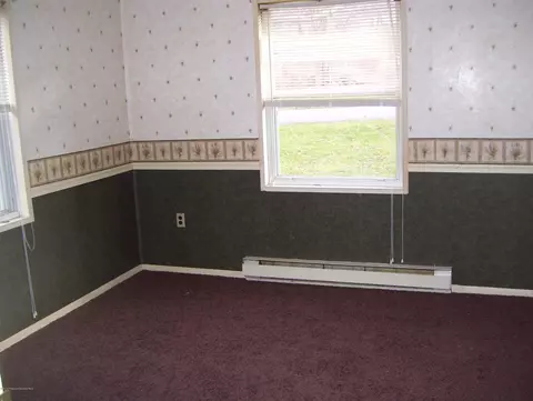 2424 Milwaukee Rd, Clarks Summit, PA 18411 photo 8