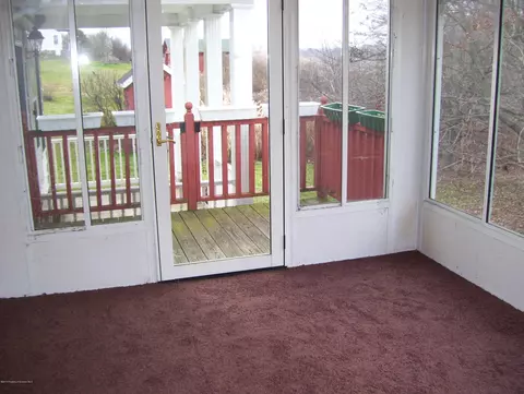 2424 Milwaukee Rd, Clarks Summit, PA 18411 photo 5