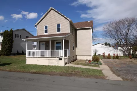 311 Railroad St, Old Forge, PA 18518 photo 4