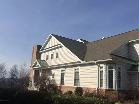 301 Thackeray Close, Moosic, PA 18507 photo 19