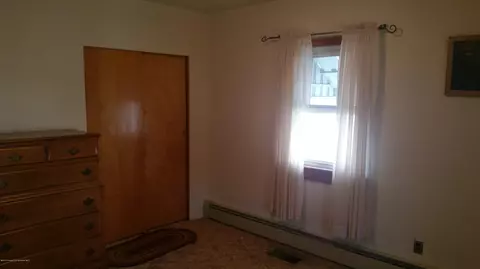 531 W Grace St, Old Forge, PA 18518 photo 8
