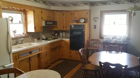 531 W Grace St, Old Forge, PA 18518 photo 20