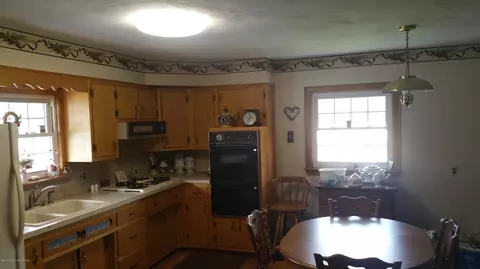 531 W Grace St, Old Forge, PA 18518 photo 25