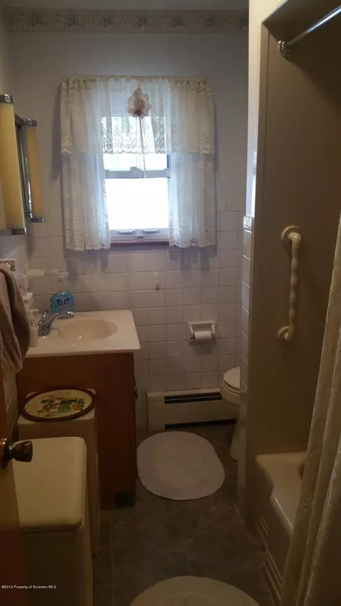 531 W Grace St, Old Forge, PA 18518 photo 26