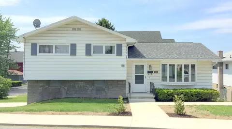400 E Warren St, Dunmore, PA 18512 photo 1