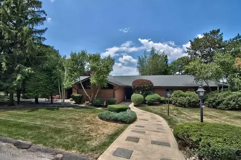 609 Cobb Ave, Scranton, PA 18505 photo 2