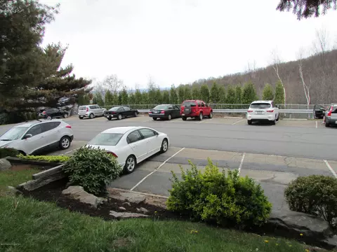 1706 Summit Pointe, Scranton, PA 18508 photo 19