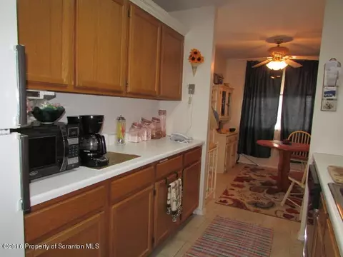 1706 Summit Pointe, Scranton, PA 18508 photo 9