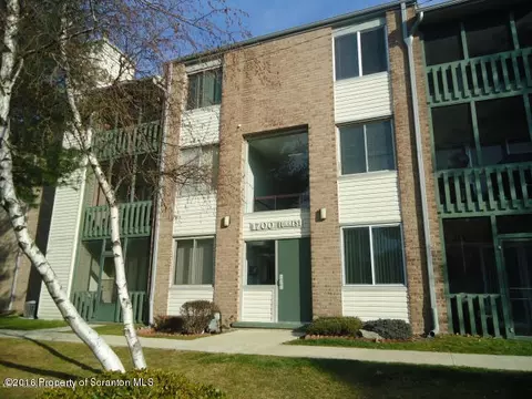 1706 Summit Pointe, Scranton, PA 18508 photo 1