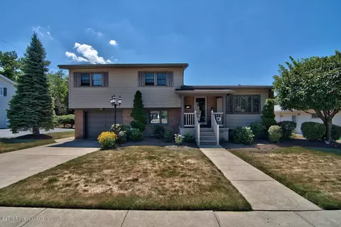 272 E Morton St, Old Forge, PA 18518 photo 13
