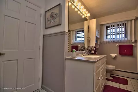 272 E Morton St, Old Forge, PA 18518 photo 44
