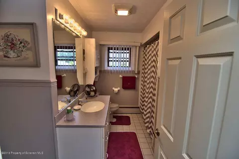 272 E Morton St, Old Forge, PA 18518 photo 43